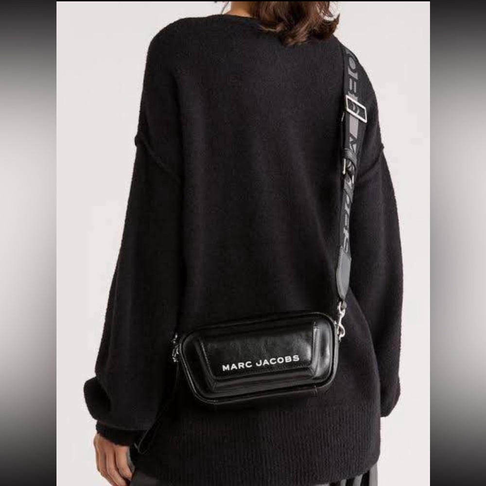 Marc Jacobs Crossbody Bag